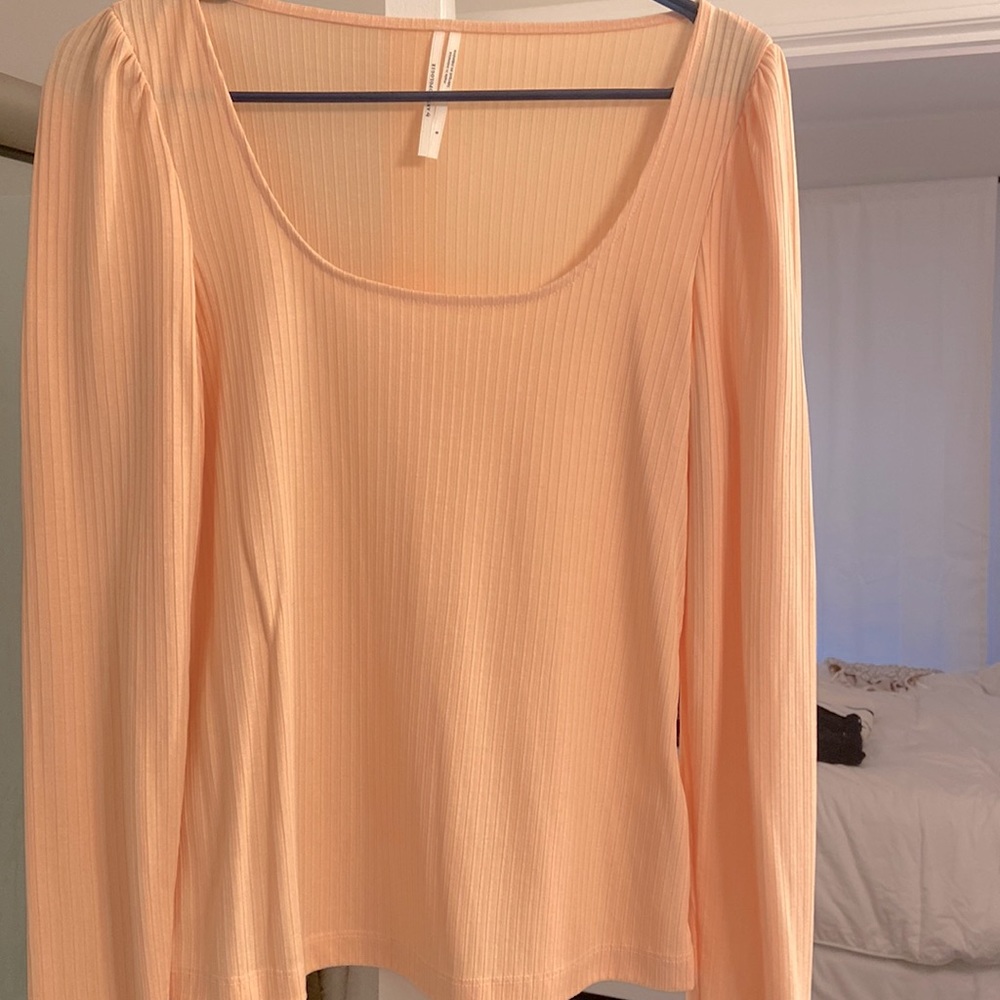 Small Anthropologie Pale Peach Long Sleeve Size Small